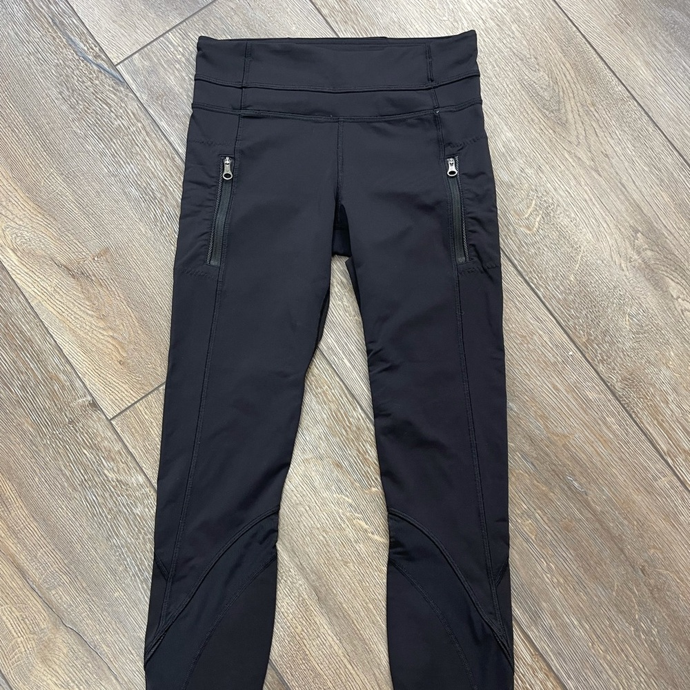 Lululemon Women’s leggings size 4